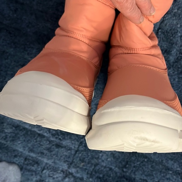 Hunter Intrepid Tall Snow Boots Size 8 NWT - Picture 12 of 16